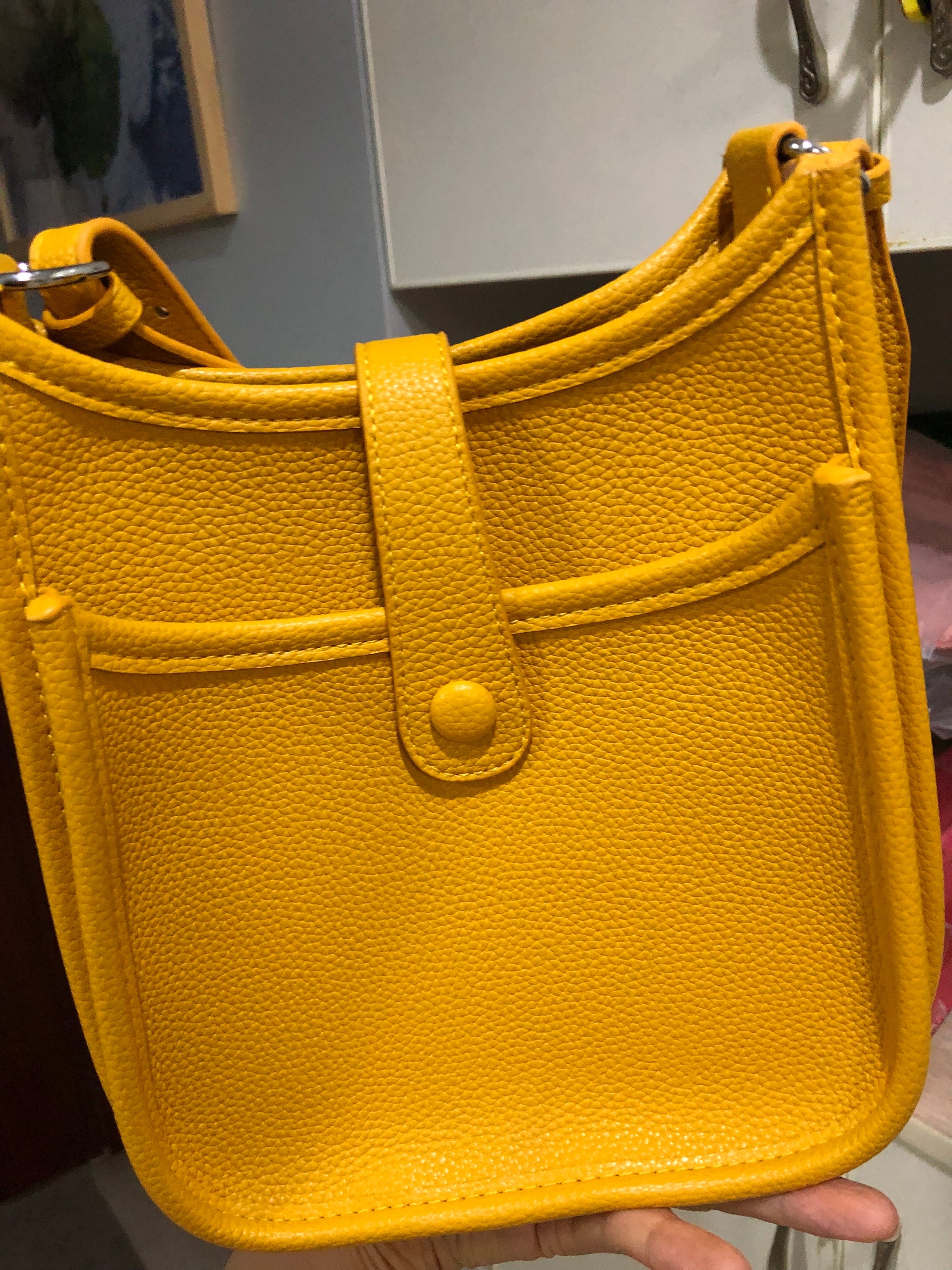 Mugrs™ Convertible Vegan Leather Tote Bag