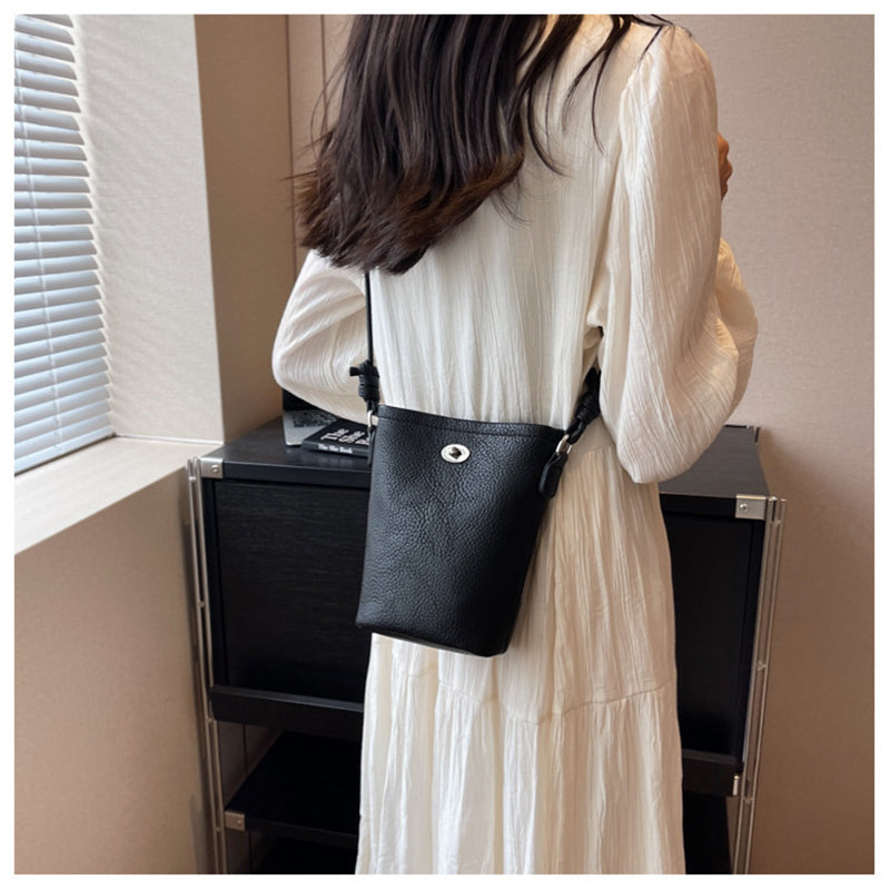 #Color_Black