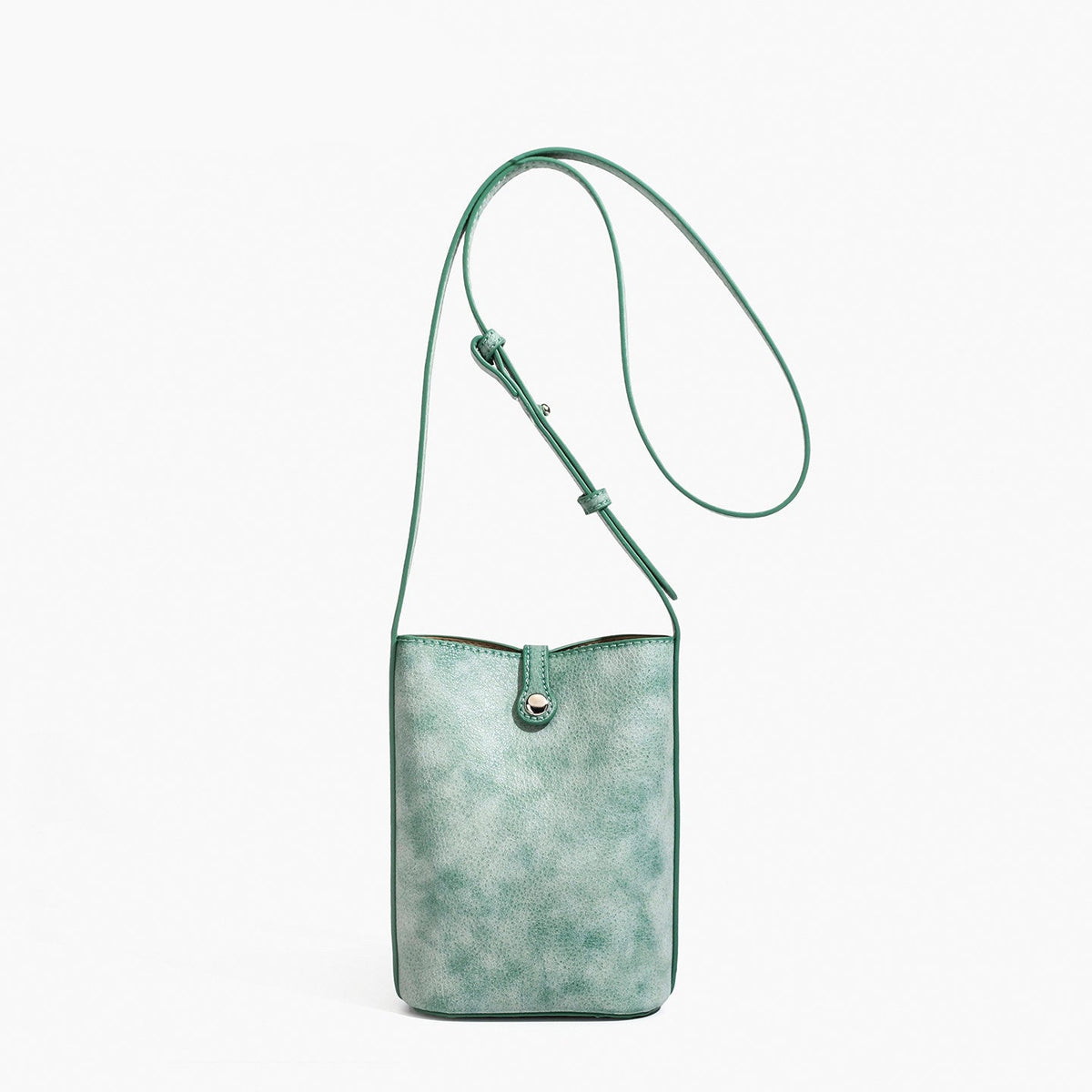 MUGRS women's crossbody phone bag in Green – front view, adjustable strap, everyday hands-free