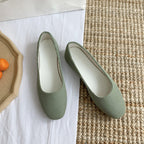 Mugrs™ Flats mit quadratischer Zehenpartie und V-Ausschnitt (Mugrs 2.0)