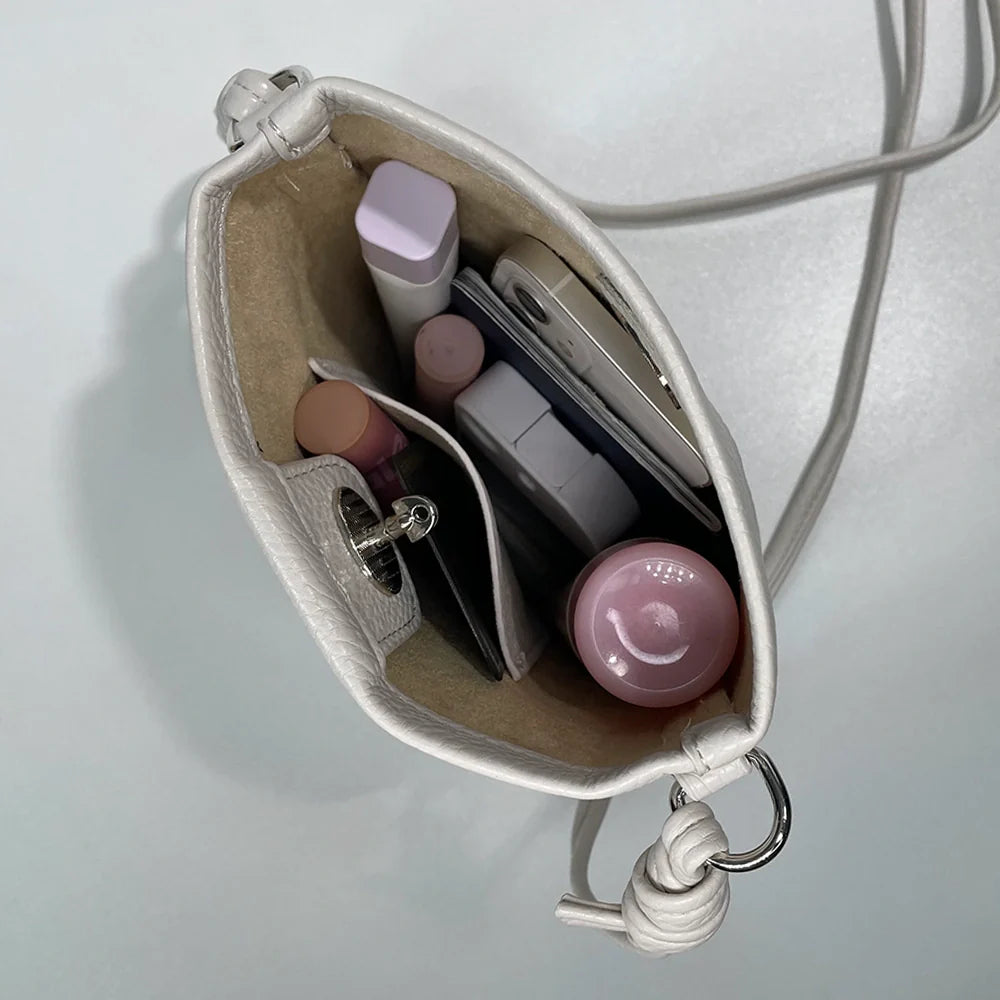 #Color_Cream