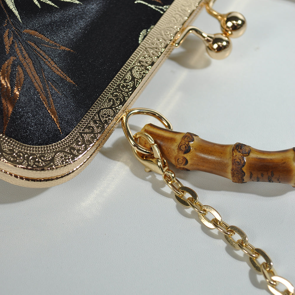 Mugrs Embroidery Elegant Atmosphere Tote