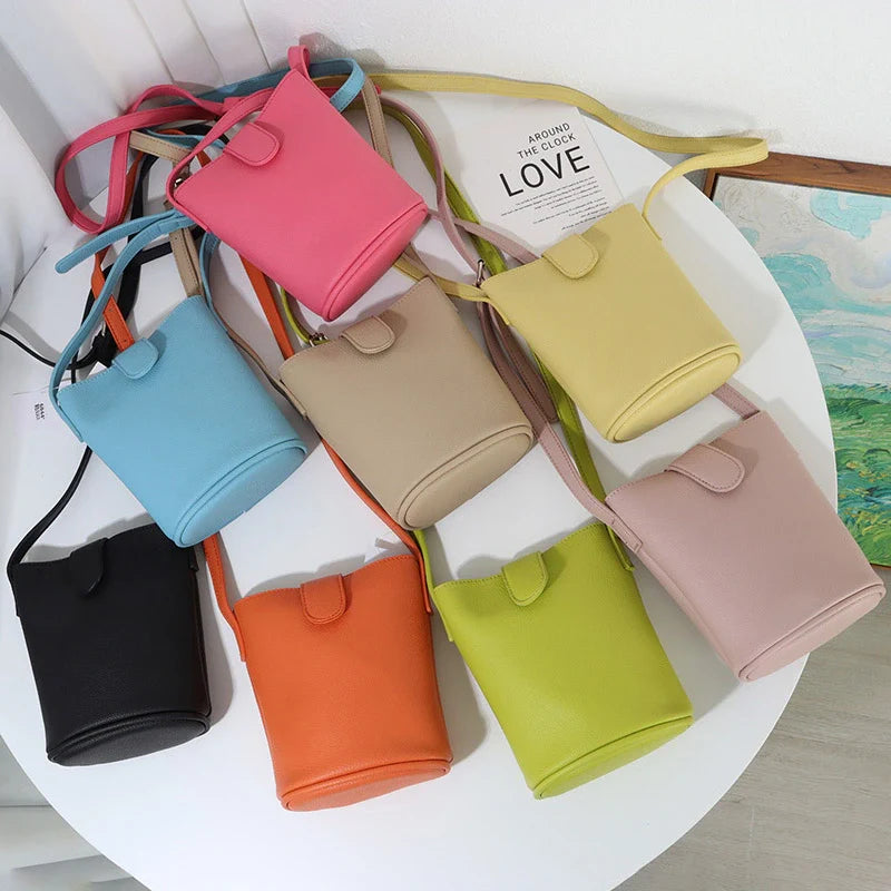 Sac seau simple Mugrs™ pour téléphone, 6 couleurs