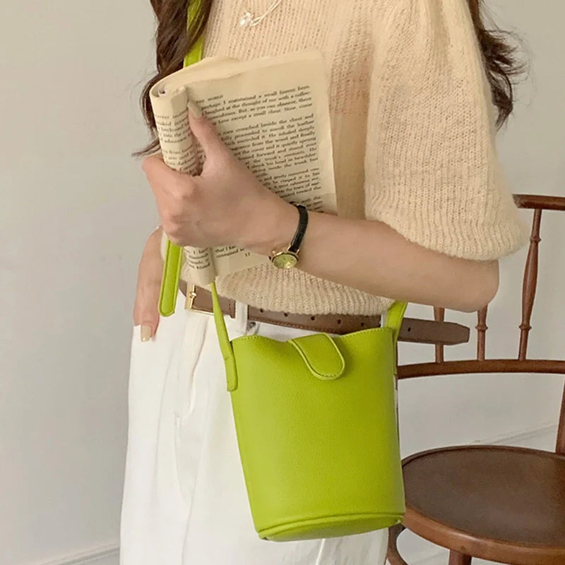 Sac seau simple Mugrs™ pour téléphone, 6 couleurs