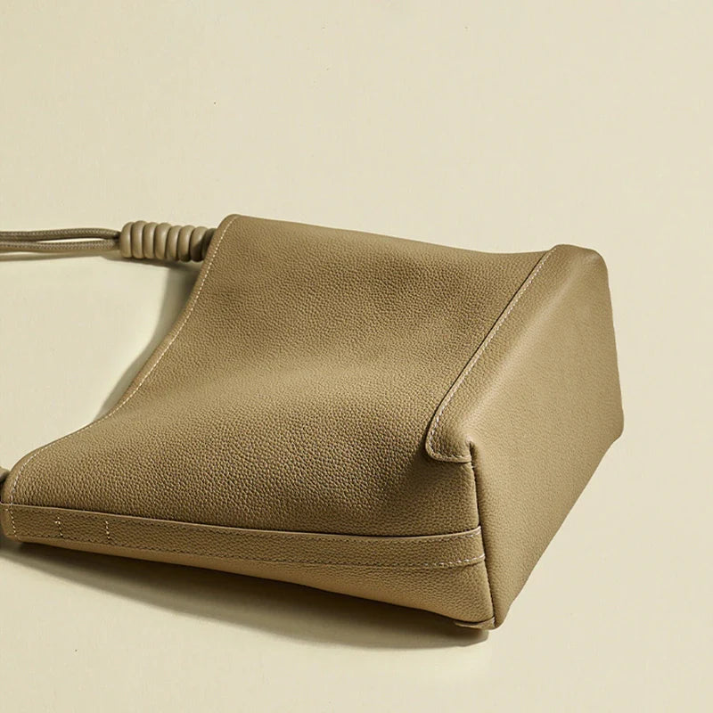 Mugrs™ Solid Leatehr Bucket Bag