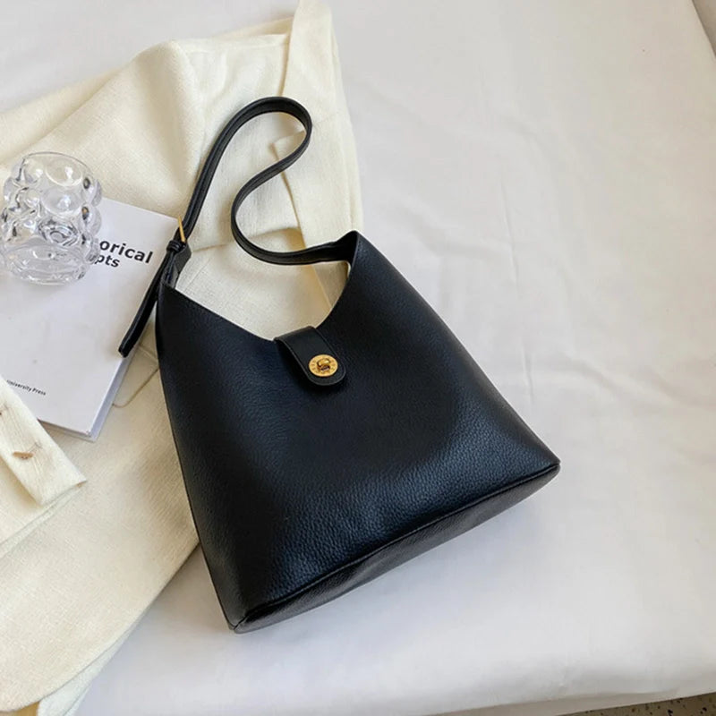 Sacs à bandoulière en cuir végétalien Mugrs™