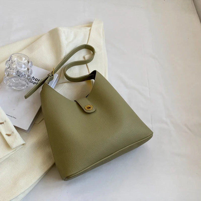 Sacs à bandoulière en cuir végétalien Mugrs™
