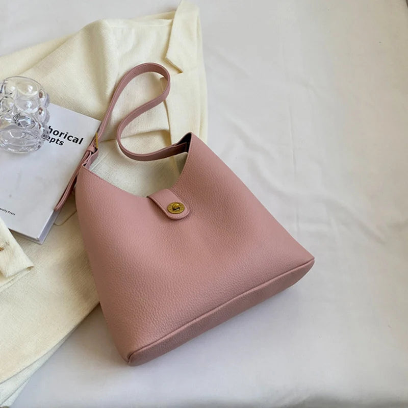 Sacs à bandoulière en cuir végétalien Mugrs™