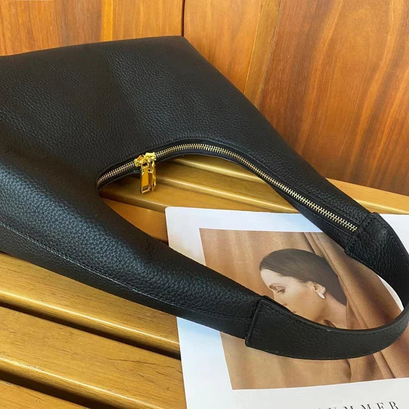 Mugrs™ Hobo-Schultertasche aus Leder