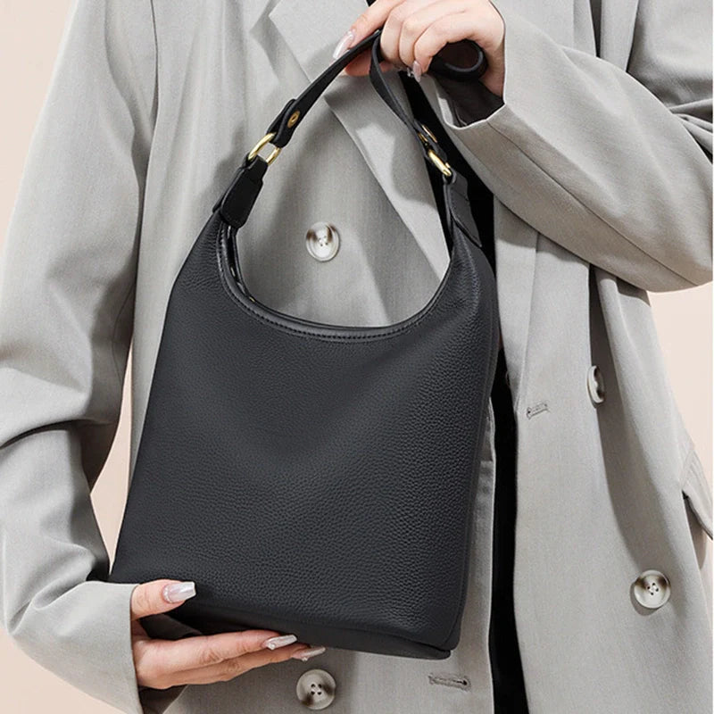 Mugrs™ Minimalistische Umhängetasche aus echtem Leder