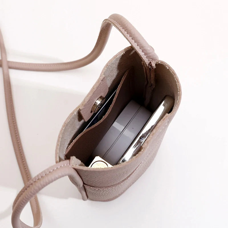 Mugrs™ Eco-Friendly Leather Card Holder Phone Bag