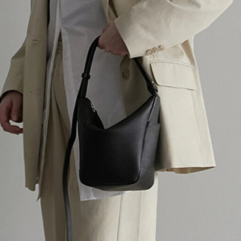 Mugrs™ Unique Design Daily Bucket Handbag