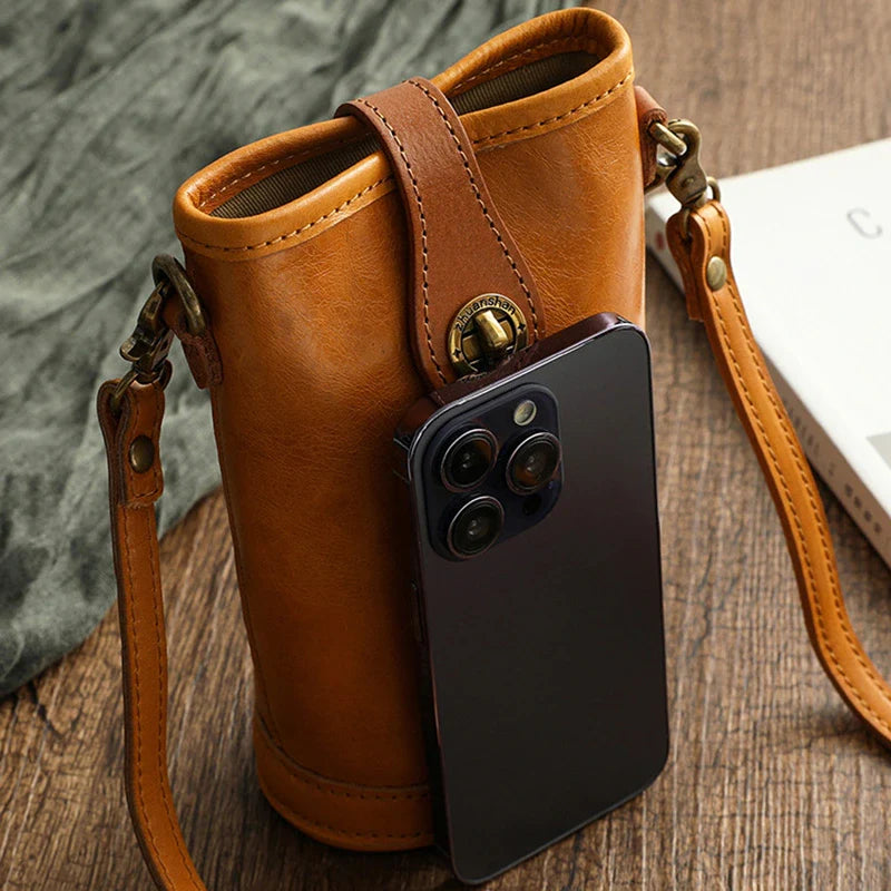 Sac seau en cuir vegan pour téléphone Mugrs™