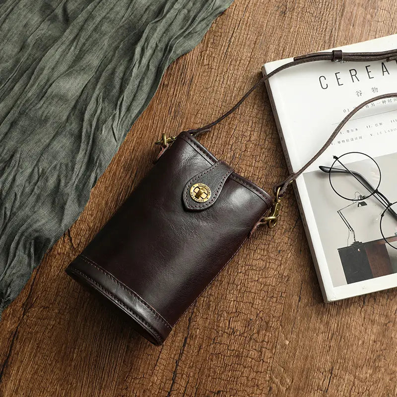 Mugrs™ Vegan Leather Bucket Phone Bag