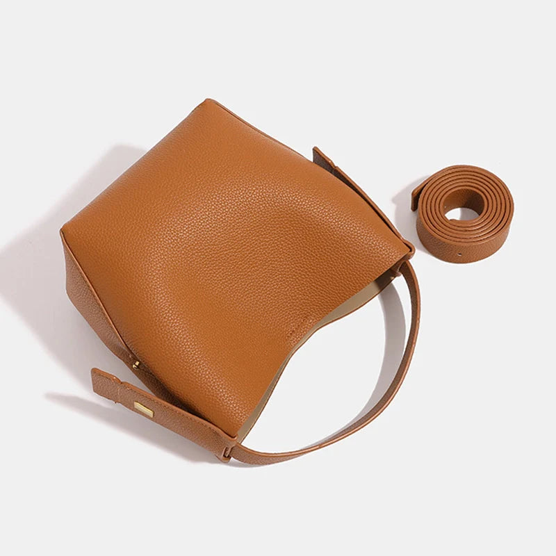 Mugrs™ Beuteltasche aus weichem Leder mit großem Fassungsvermögen