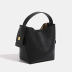 Mugrs™ Beuteltasche aus weichem Leder mit großem Fassungsvermögen