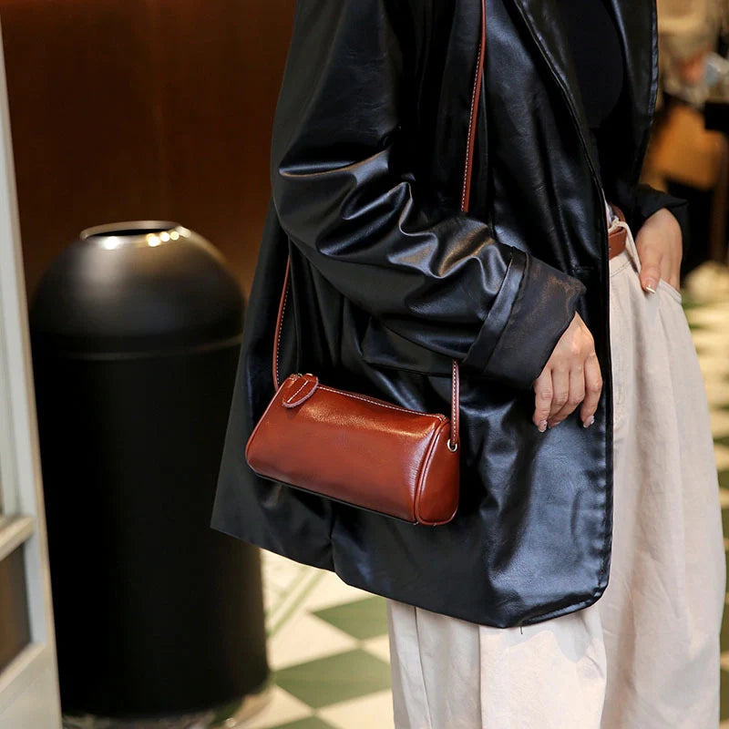 Sac à bandoulière en cuir tanné végétal avec fermeture éclair Mugrs™