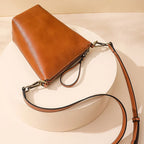 Sac seau pour téléphone portable en cuir végétalien vintage Mugrs™