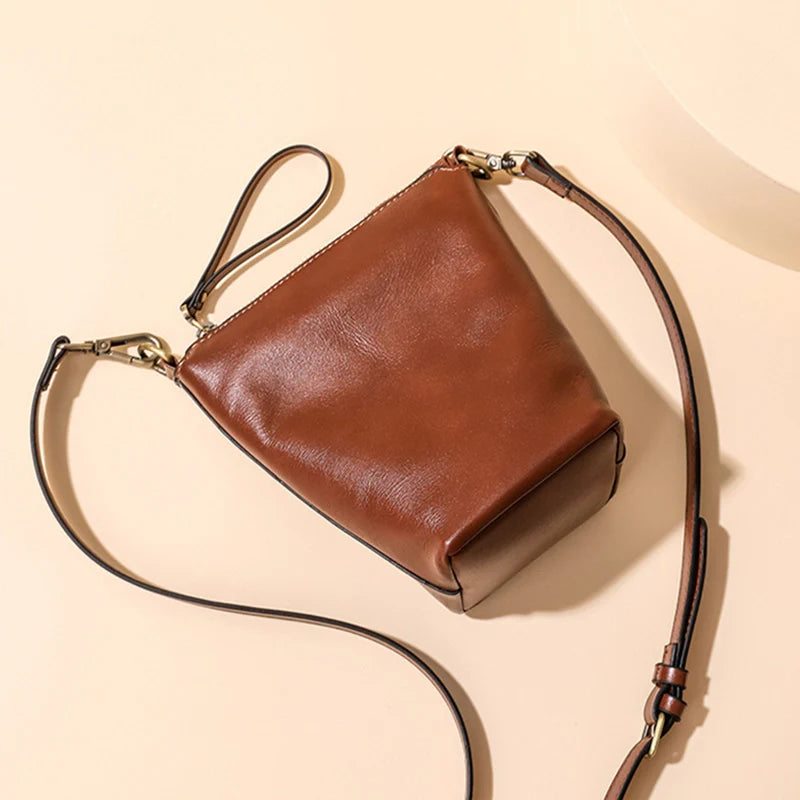 Sac seau pour téléphone portable en cuir végétalien vintage Mugrs™