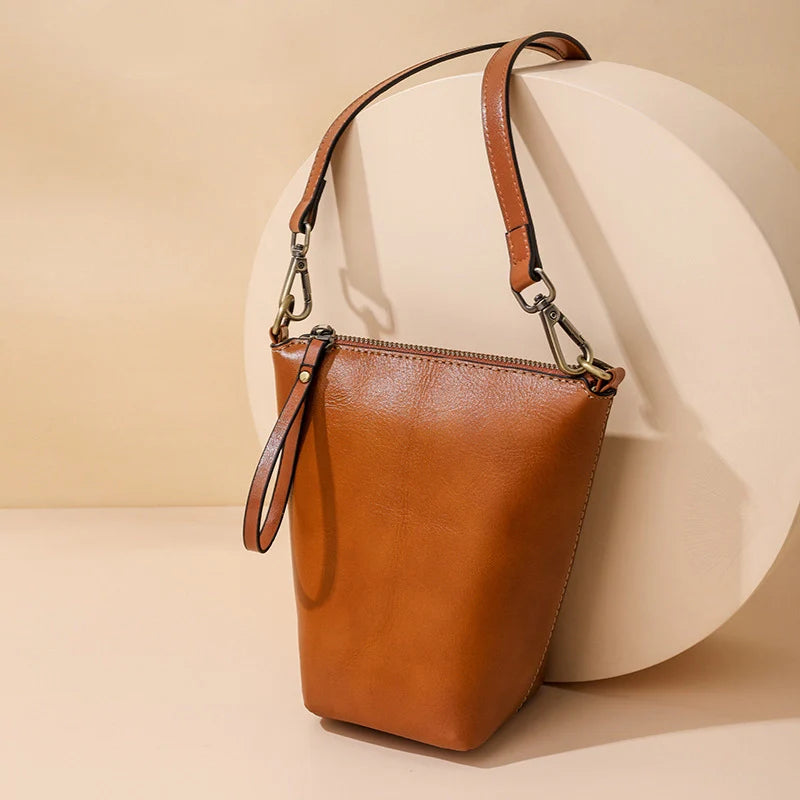 Sac seau pour téléphone portable en cuir végétalien vintage Mugrs™