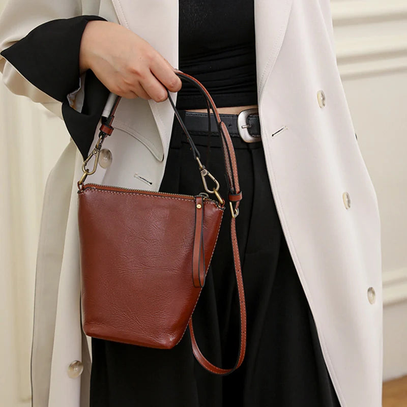 Sac seau pour téléphone portable en cuir végétalien vintage Mugrs™