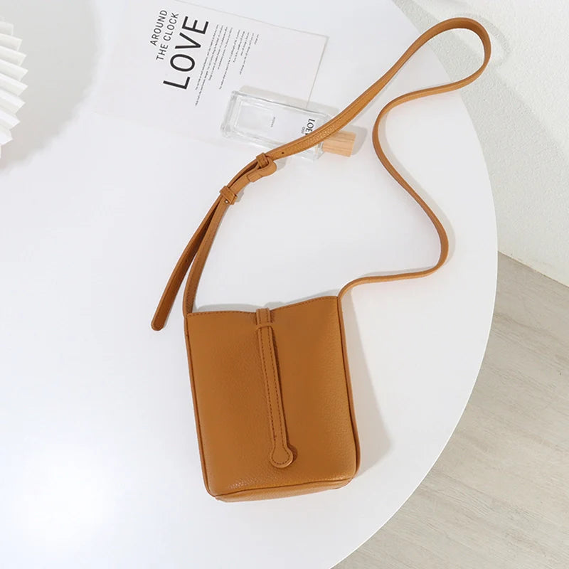Mugrs™ Handytasche aus reinem veganem Leder, 7 Farben