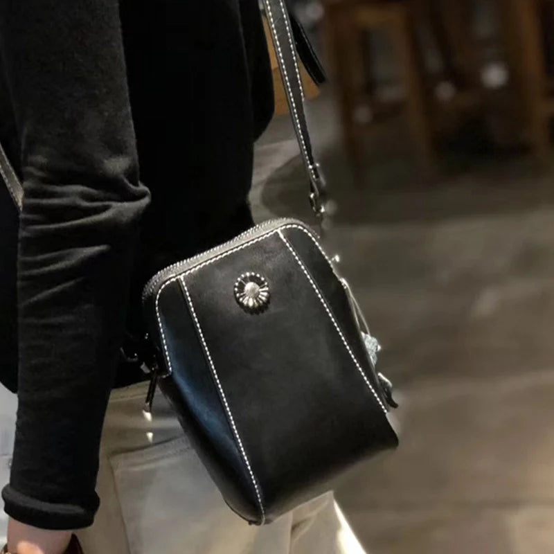 Sac bandoulière en cuir de vachette Daphne de Mugrs™