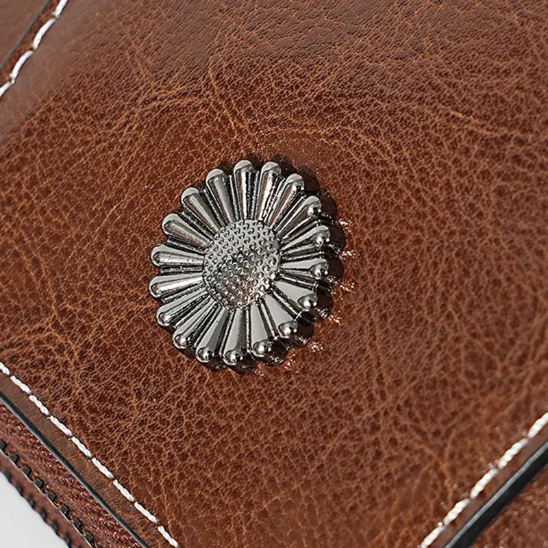 Sac bandoulière en cuir de vachette Daphne de Mugrs™