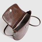 Mugrs™ Clutch in Lederoptik mit Kettenriemen