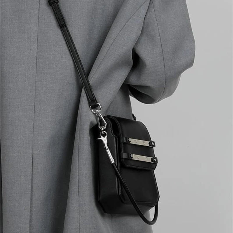 Mugrs™ Dreidimensionale Handtaschen aus veganem Leder