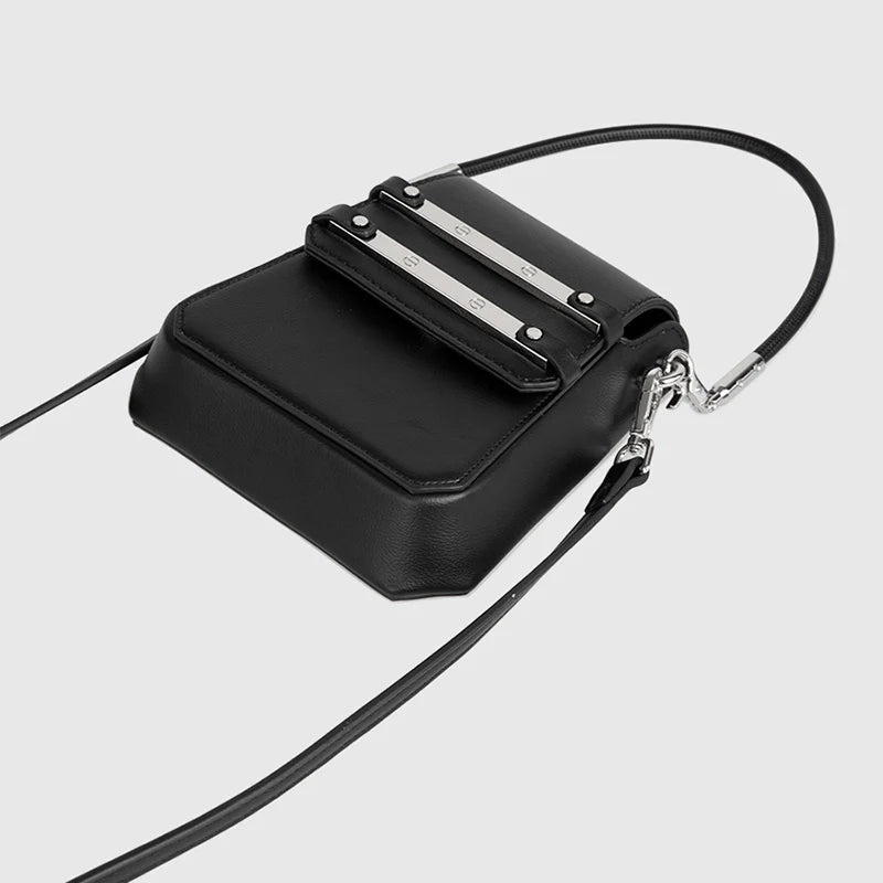 Mugrs™ Dreidimensionale Handtaschen aus veganem Leder