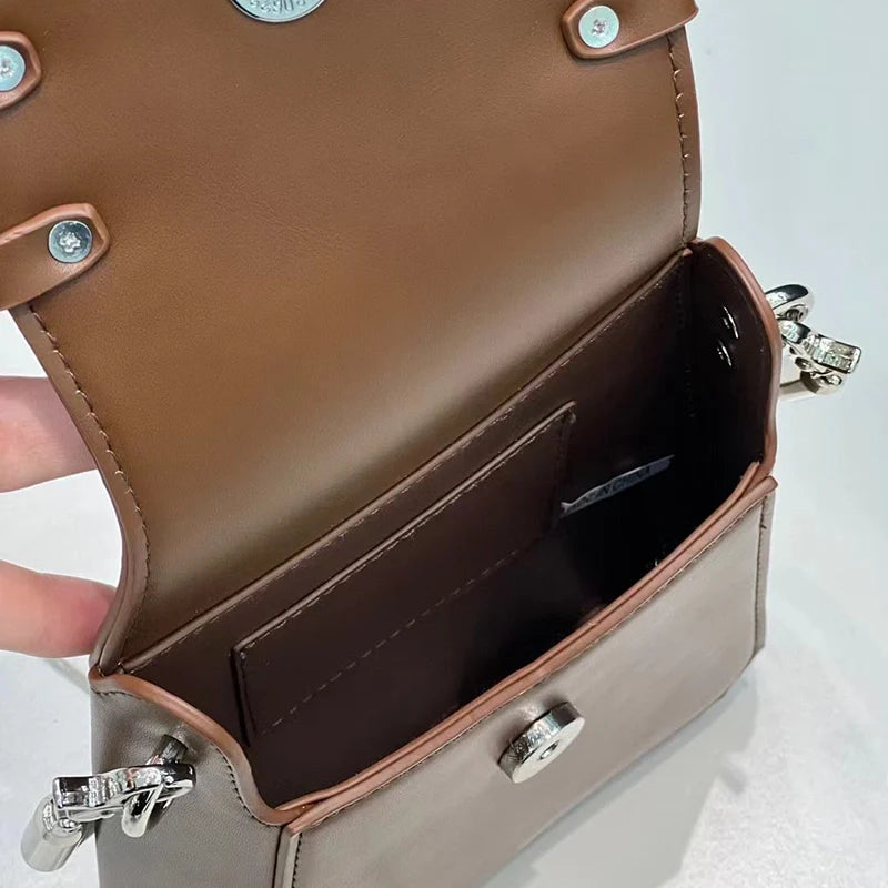 Mugrs™ Dreidimensionale Handtaschen aus veganem Leder