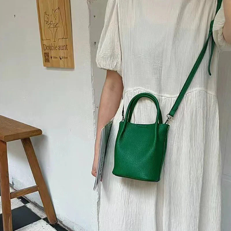Sac seau Mugrs™ Sac bandoulière en cuir végétalien pur végétal