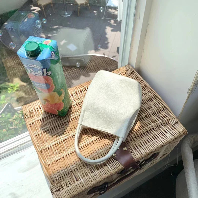 Sac seau Mugrs™ Sac bandoulière en cuir végétalien pur végétal