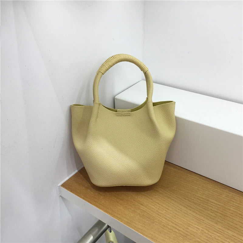 Mugrs™ Vegan Leather Bucket Bag for Daily Commuting