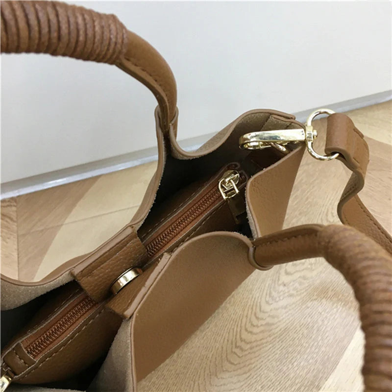 Mugrs™ Vegan Leather Bucket Bag for Daily Commuting
