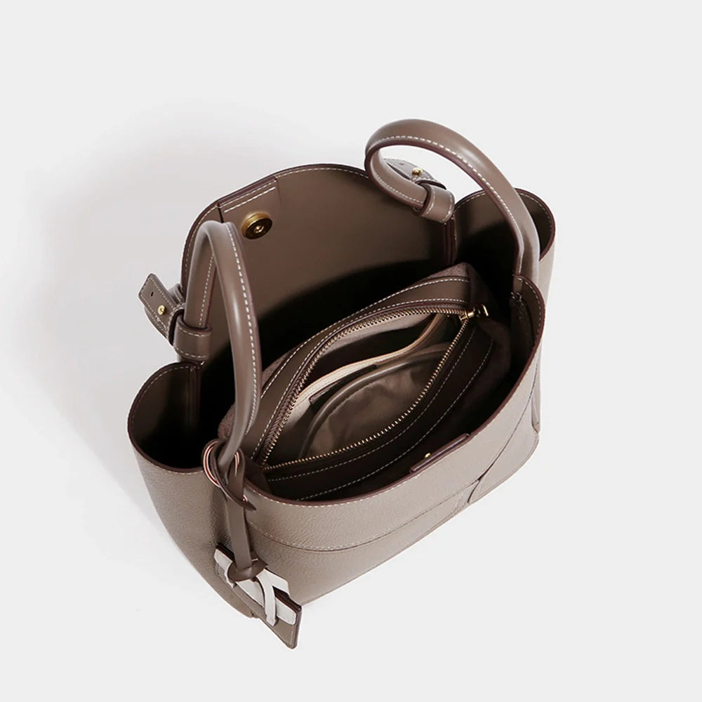 Mugrs™ Unterarmtasche Tote Bag Veganes Leder Umhängetasche