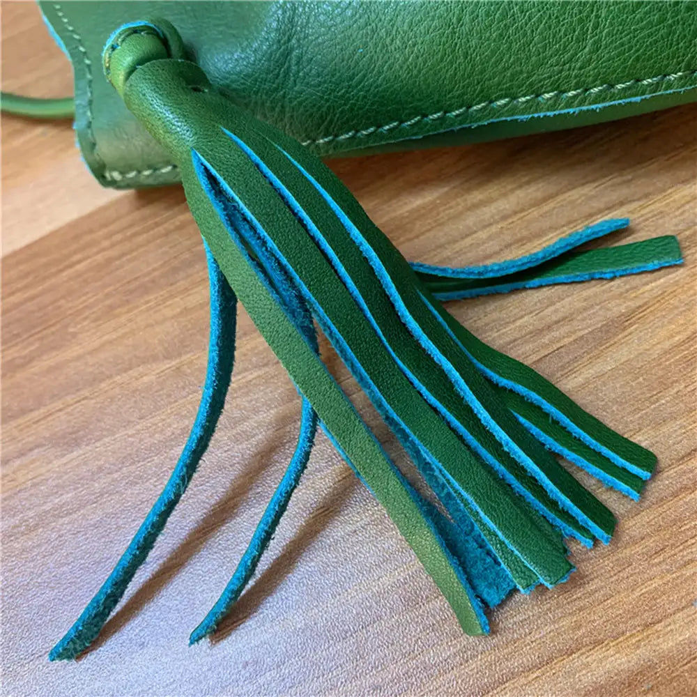 Mugrs™ Handytasche mit Quaste, Umhängetasche