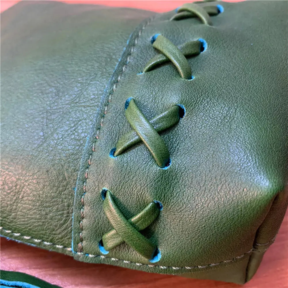 Mugrs™ Handytasche mit Quaste, Umhängetasche