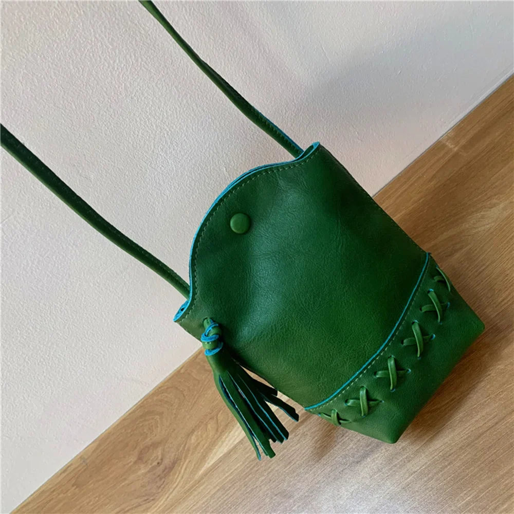 Mugrs™ Handytasche mit Quaste, Umhängetasche