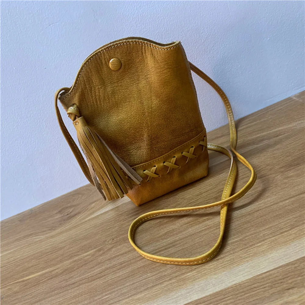 Mugrs™ Handytasche mit Quaste, Umhängetasche