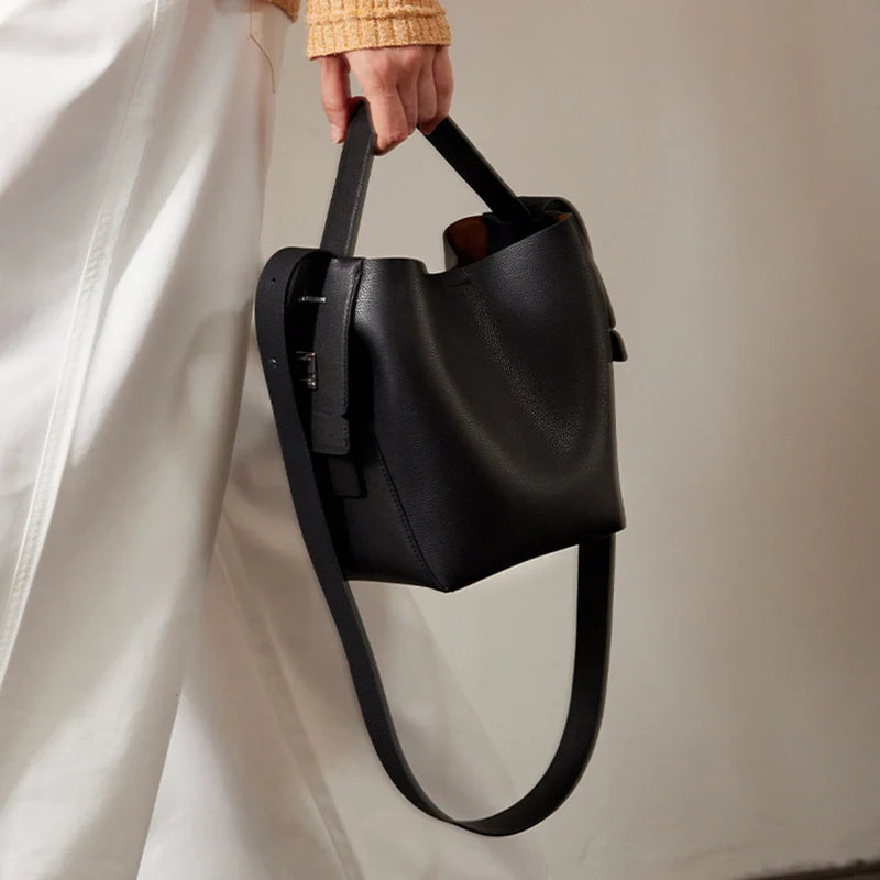 Sac seau à bandoulière Mugrs™