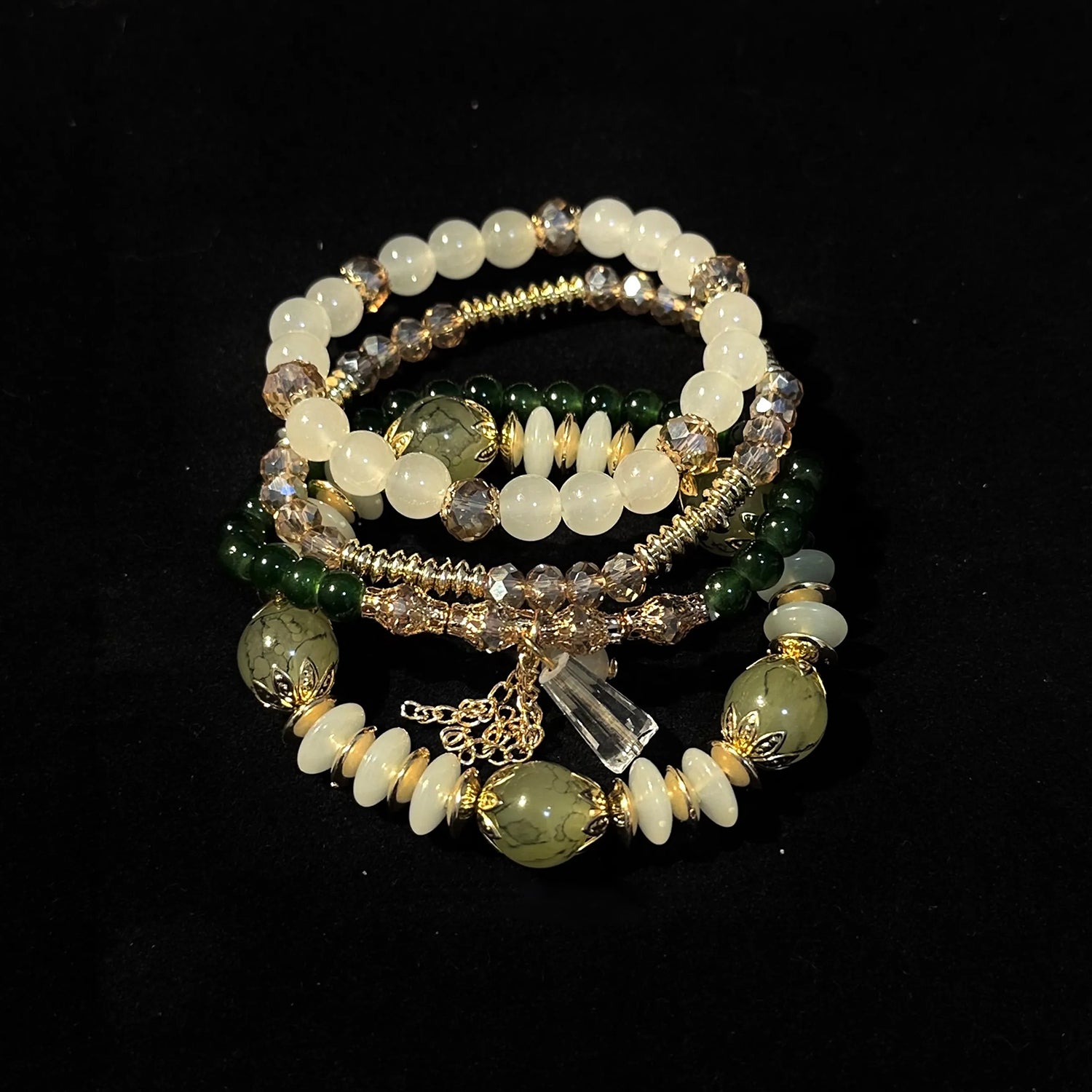 Mugrs Breathe Bracelet Gift Set - 4 Pcs