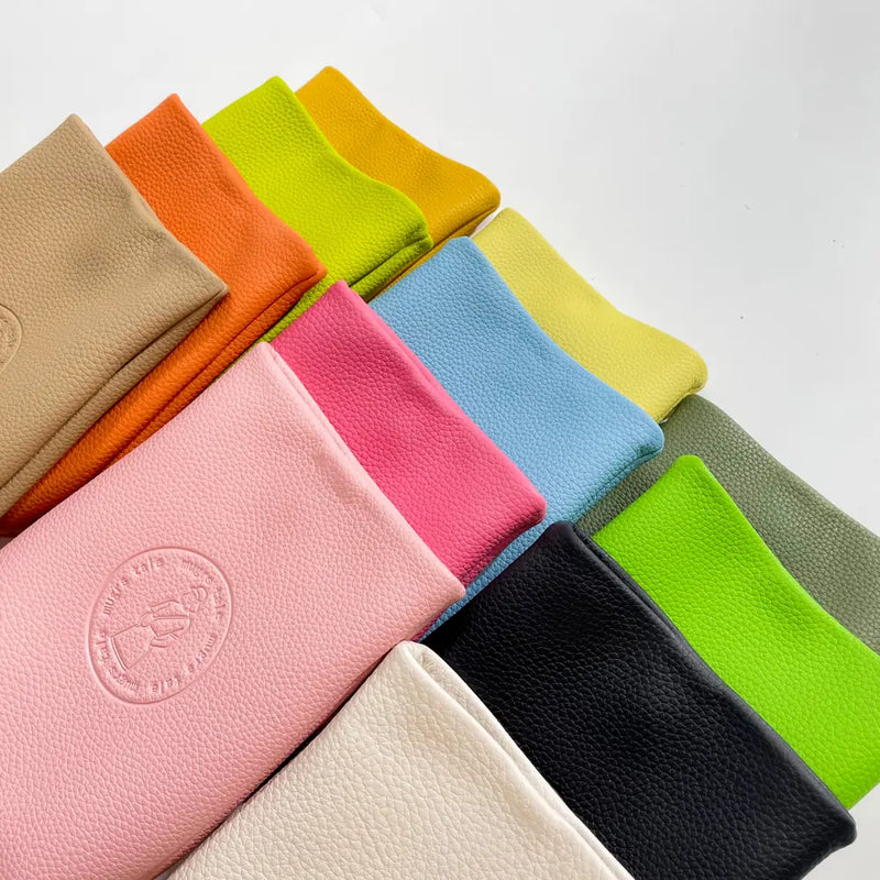 FINE LITCHI-GRAIN VEGAN LEATHER