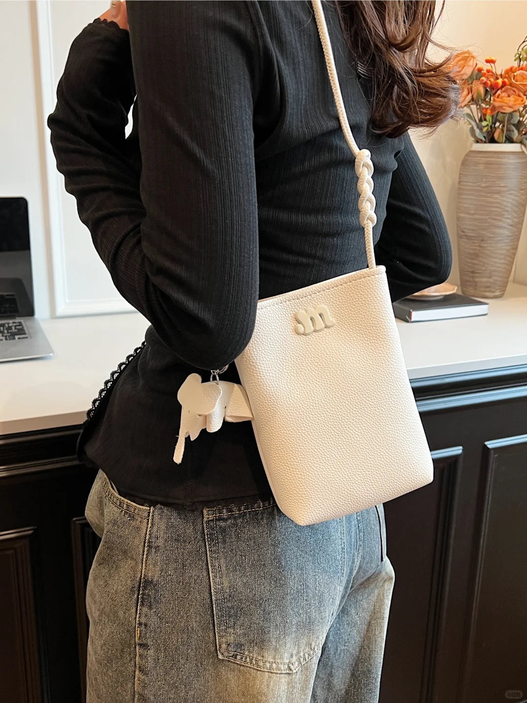 Mugrs™ Vegan Leather Crossbody Cell Phone Bag, 6 Colors